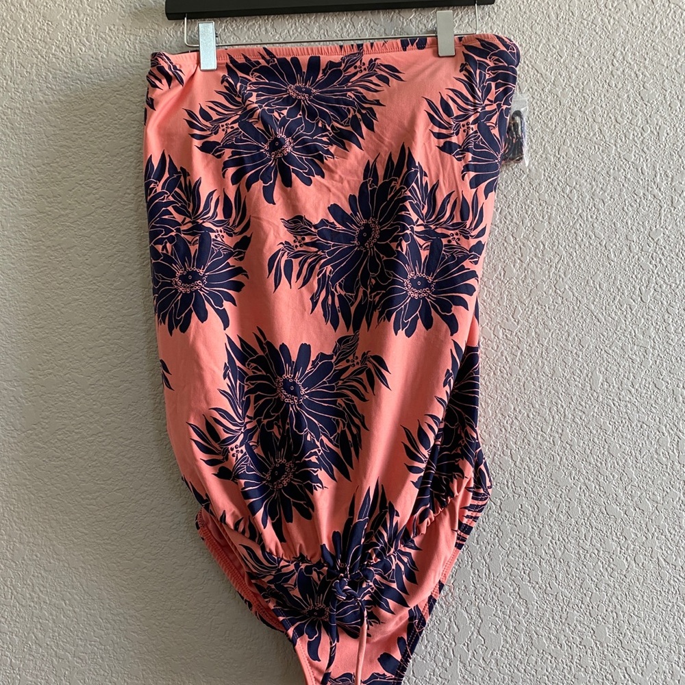 NWT Loft strapless tropical maternity swimsuit.
